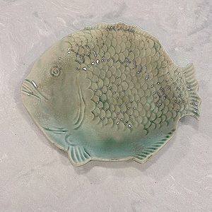 Vintage, K Japan, ceramic, small fish, trinket dish in soft green, Celadon tones